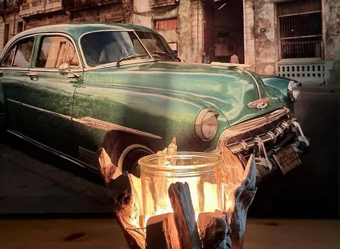 Grosse Sonnendurchflutete コスタ・カルマ