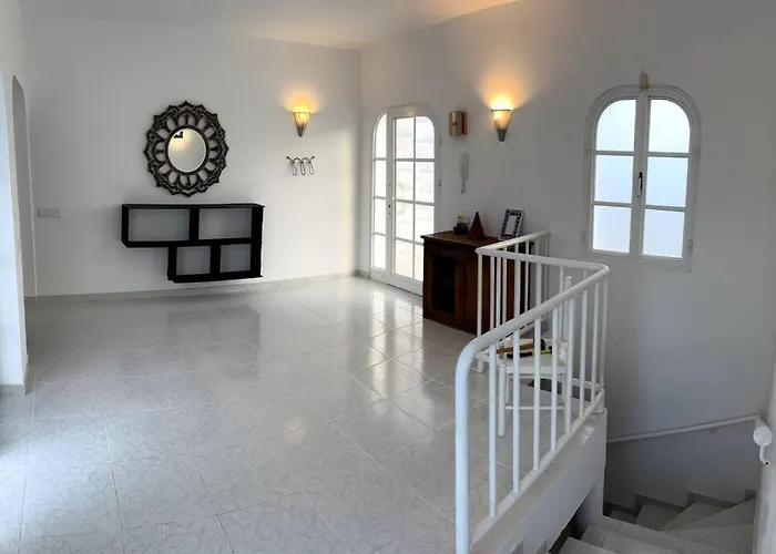 Grosse Sonnendurchflutete * コスタ・カルマ