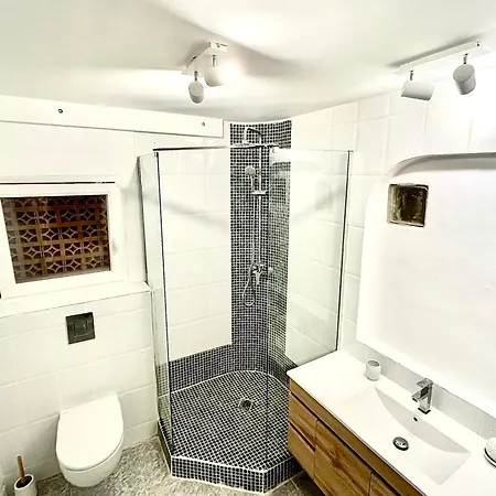 Große Sonnendurchflutete