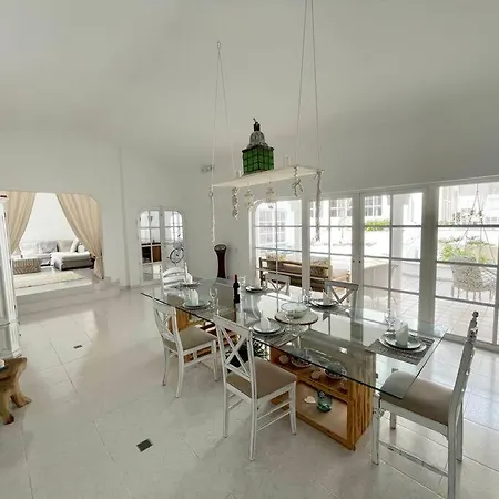 Grosse Sonnendurchflutete Hébergement de vacances *